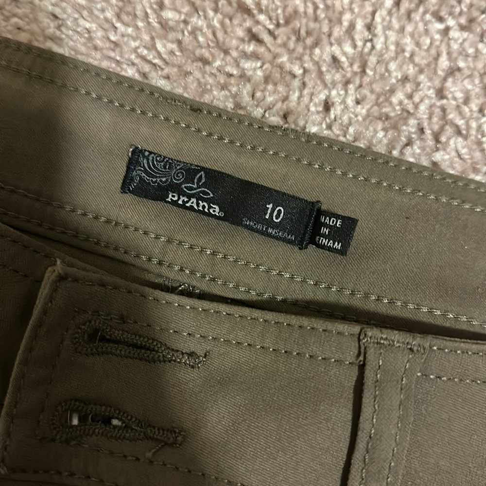 Prana Hiking Pants - Green, Women’s Size 10, Short